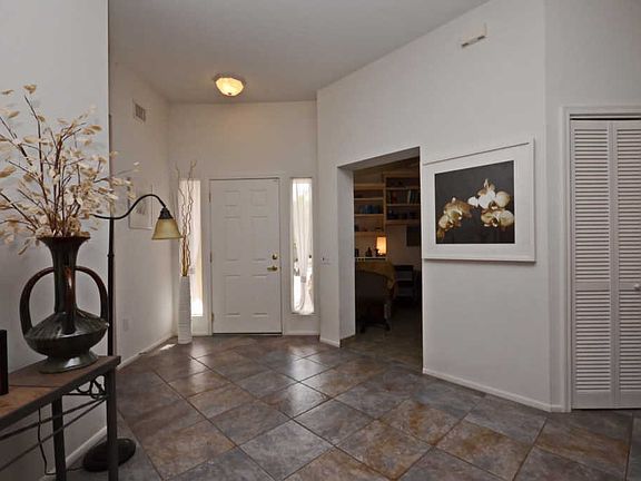 3rd image of 951 E Sedona Pl