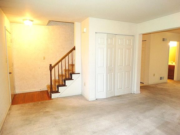 Entrance & Living Room