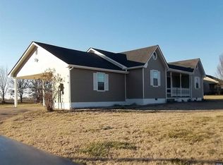 564 Whitlow Rd, Martin, TN 38237