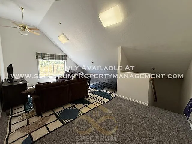 1045 Oberland Dr — Photo 18