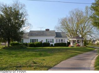 1925 Tom Starling Rd, Fayetteville, NC 28306