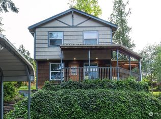 2631 Rocky Point Rd NW, Bremerton, WA 98312