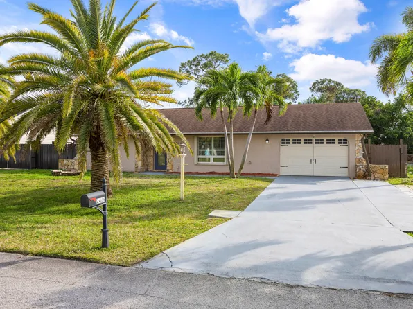 2466 SE Pascal Avenue, Port St Lucie, FL 34952