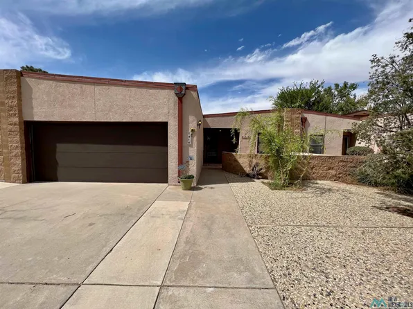 1918 Villa Dr, Artesia, NM 88210