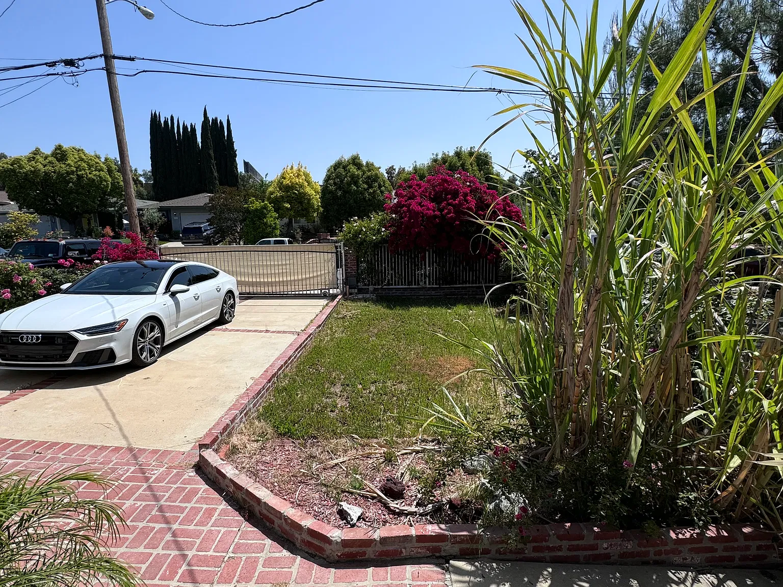 2 bed, 980 sqft, $3,400 — Photo 2