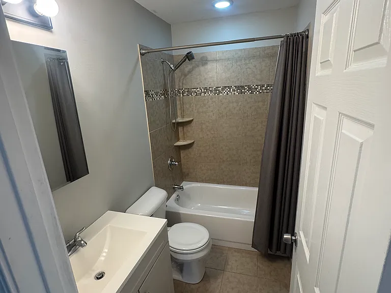 8169 Garbor Ave #HOUSE — Photo 5