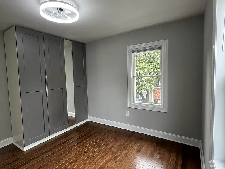 20 Van Dyke Pl #2 — Photo 9