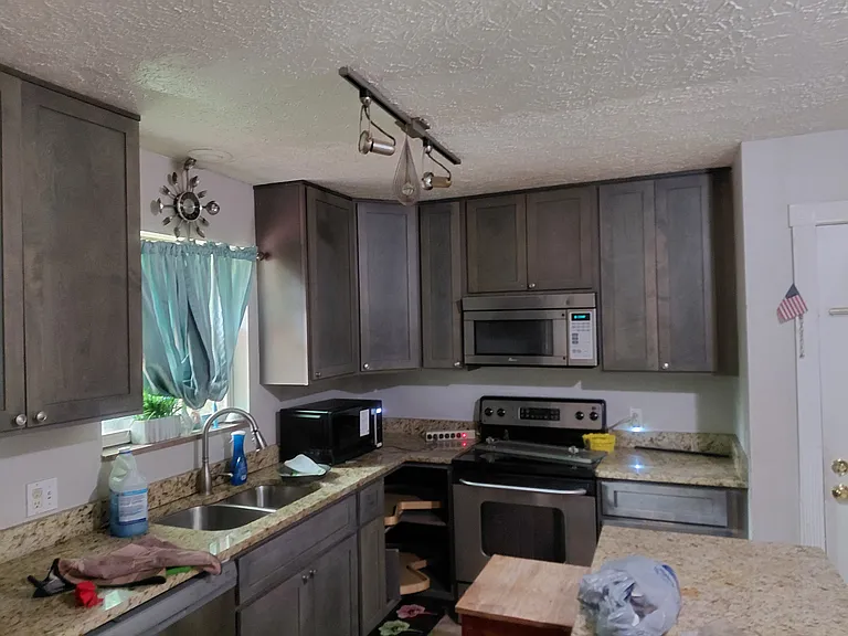 242 Scenic View Dr — Photo 2