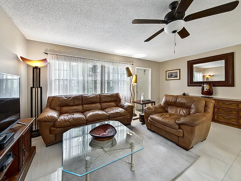 96 Fanshaw Way #C — Photo 15