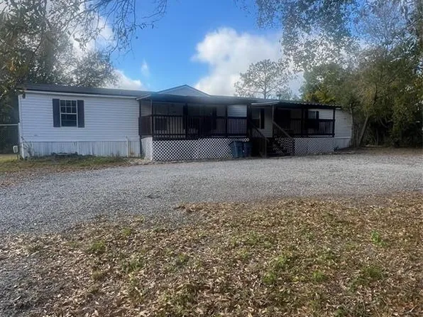 3307 Fox Ridge Blvd, Zephyrhills, FL 33543