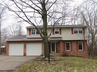 2515 Bur Oak St NE, Canton, OH