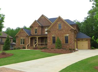 1090 Windfaire Pl, Roswell, GA 30076