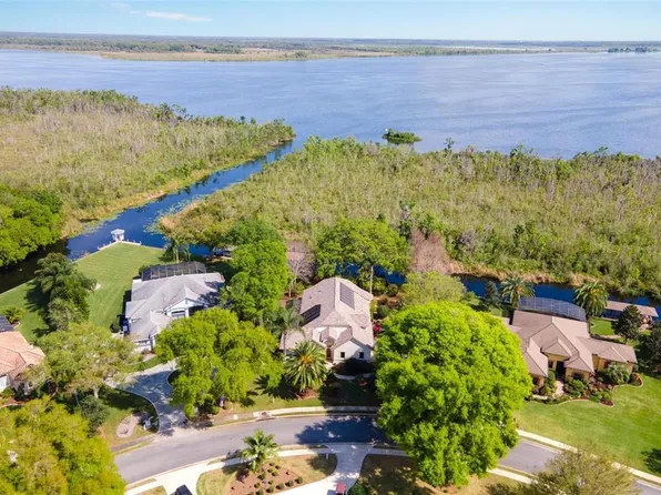 6042 SPINNAKER LOOP, LADY LAKE, FL 32159