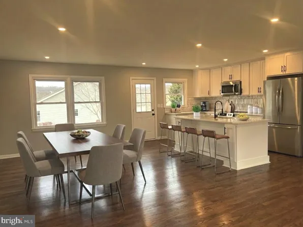 624 Foxcroft Rd, Warrenton, VA 20186