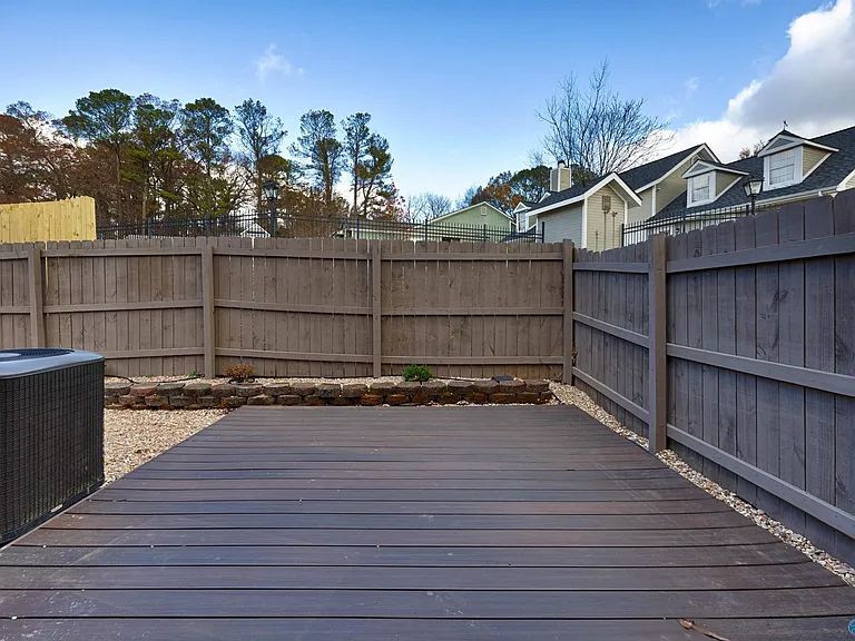 109 Briargate Ln — Photo 25