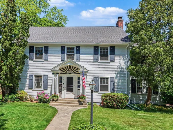 304 Creston Ave, Kalamazoo, MI 49001