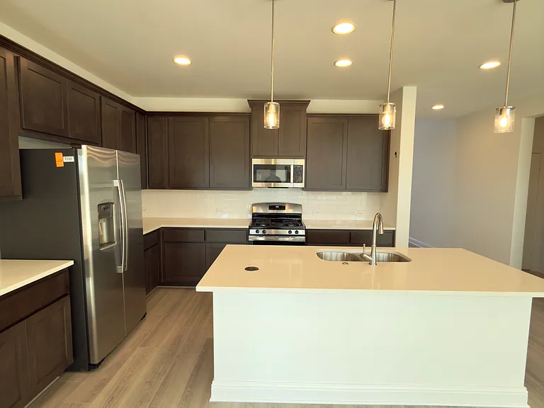 2502 Sturgis St — Photo 12