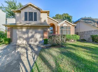 14539 Oak Chase Dr, Houston, TX 77062