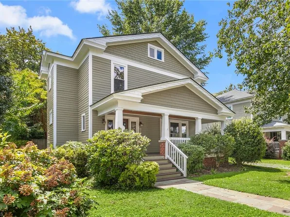 104 E Wilson St, Mebane, NC 27302