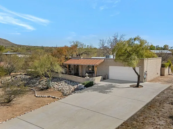 8730 N Placita De Reynaga, Tucson, AZ 85704