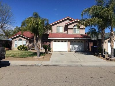 1351 W Adelaide Way, Dinuba, CA, 93618