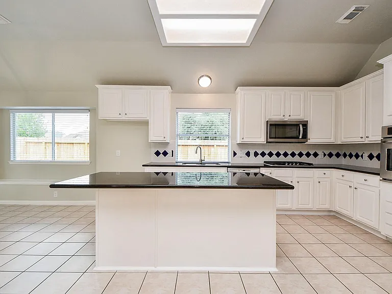 802 Childers Ct — Photo 19