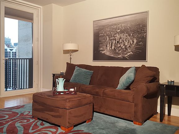 4th image of 211 E 46th St #25C