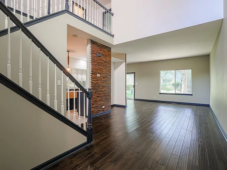 983 Parkhill Cir #983 — Photo 8