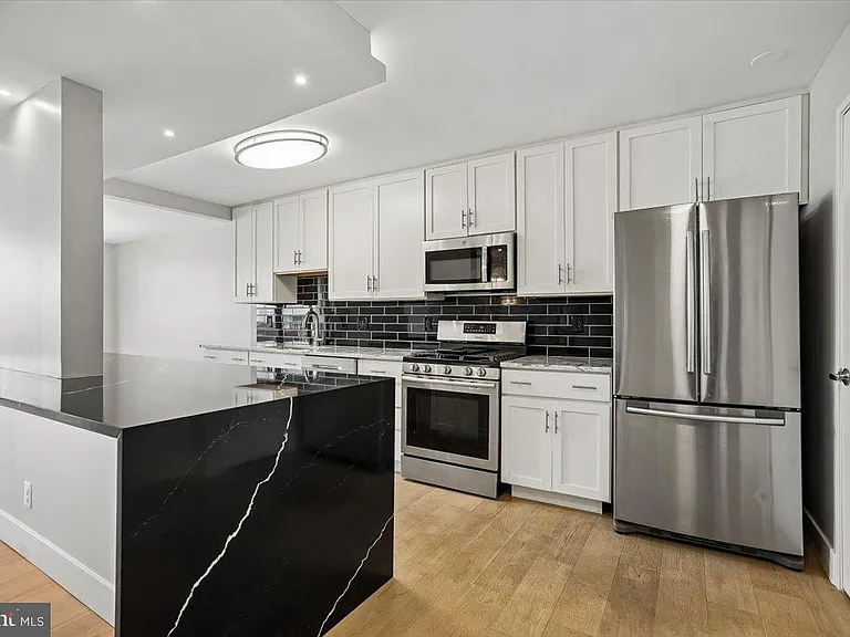 5101 River Rd #1201 — Photo 5
