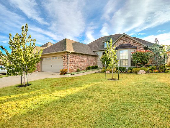 2nd image of 17804 Griffin Gate Dr
