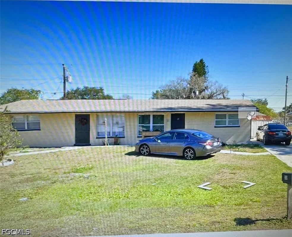 2 bed, 1.0 bath, 812 sqft, $1,500 — Photo 1