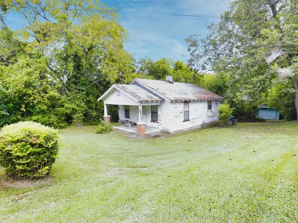13 W 33rd St, Anniston, AL 36201