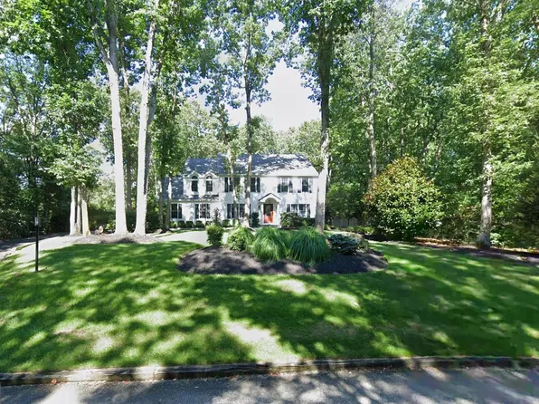 3 Covenger Ct, Medford, NJ 08055