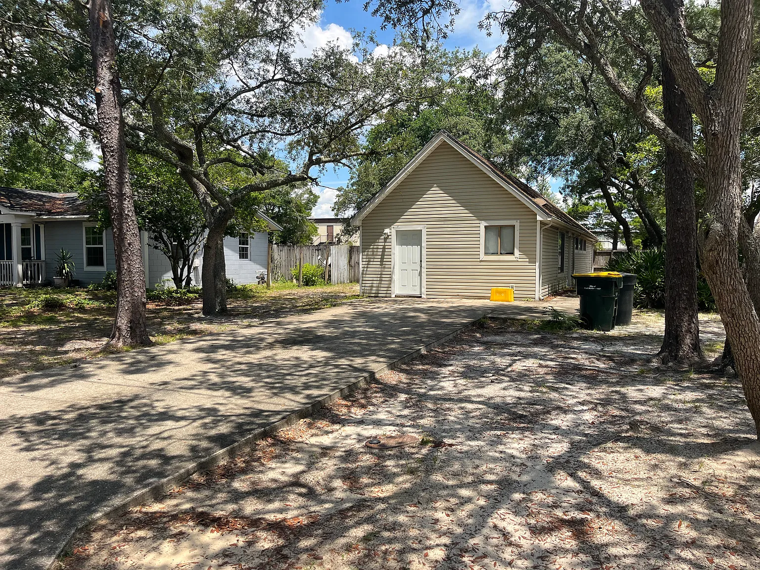 2 bed, 1098 sqft, $1,750 — Photo 1