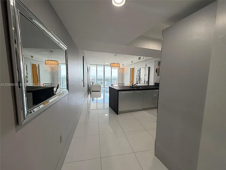 18201 Collins Ave #5105 — Photo 3