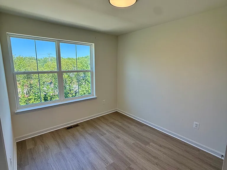 10400 Ashley Heights Way — Photo 21