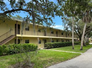 400 18th St APT A6, Vero Beach, FL 32960
