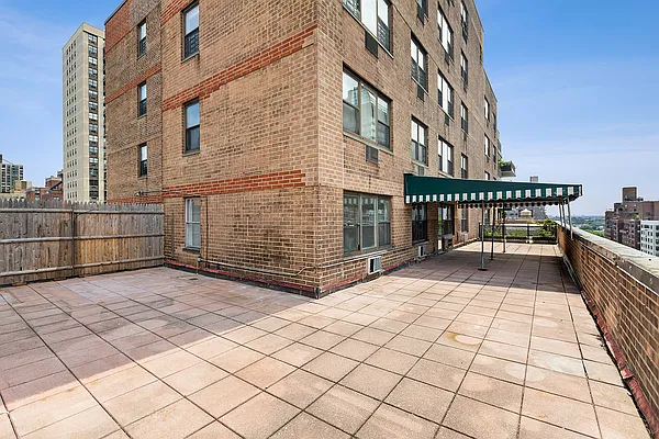 Sold by Compass | media 14