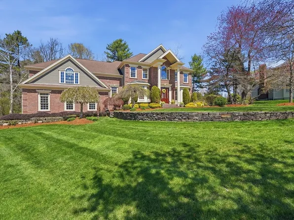 5 Saratoga Ln, South Easton, MA 02375