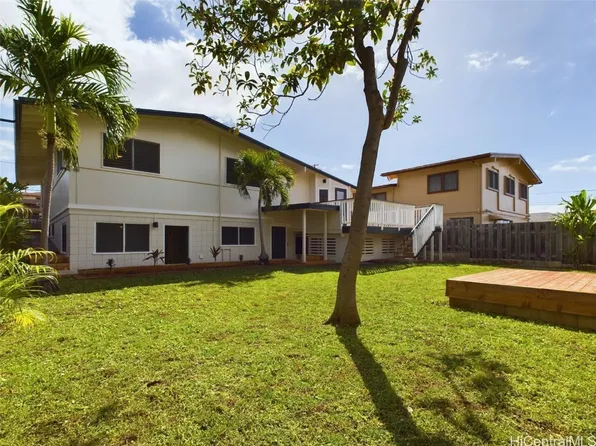 1364 Hoohulu St, Pearl City, HI 96782