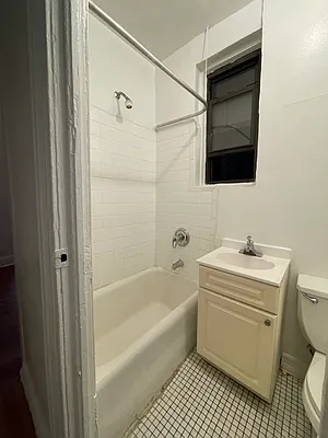 Rented by Peter R. Hungerford, LREB | media 19