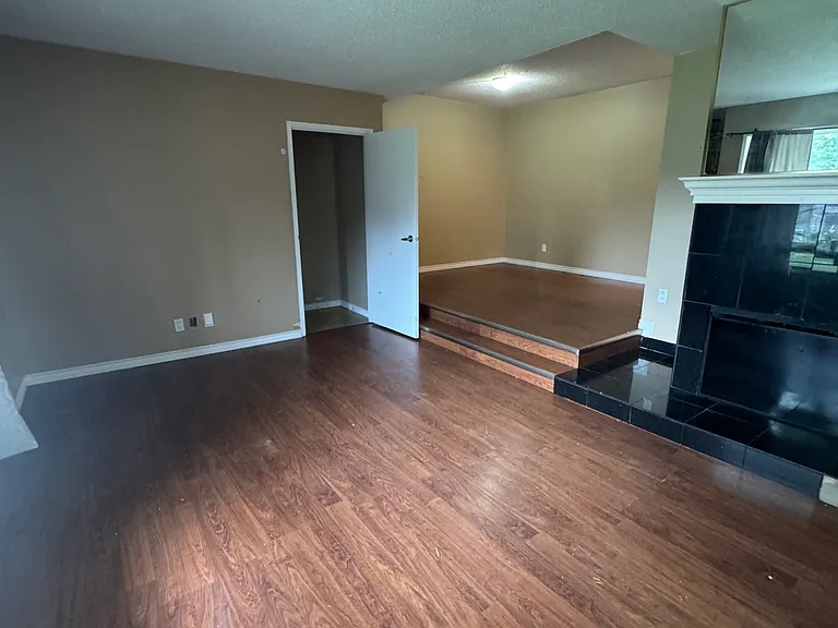 100 Scotswood Dr #19 — Photo 4