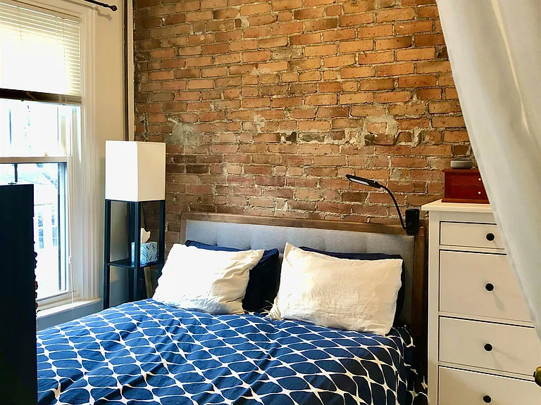 45 Florence St #2 — Photo 8