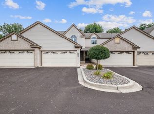 9816 Palm St NW, Coon Rapids, MN 55433