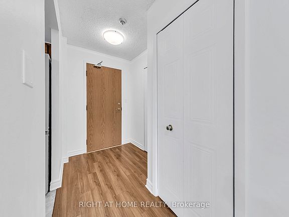 5th image of 3 Hickory Tree Rd #102