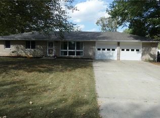 1120 River Rd, Columbus, IN 47203