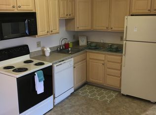 1760 Nemoke Trl APT 11, Haslett, MI 48840