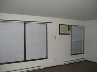 620 Pasadena Ave APT 7, Beecher, IL