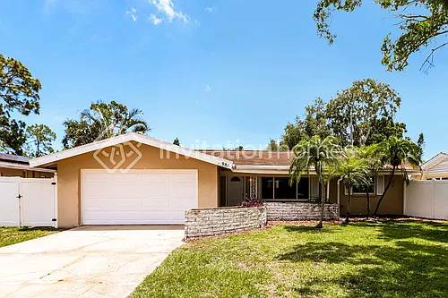 981 Porter Dr Photo 1