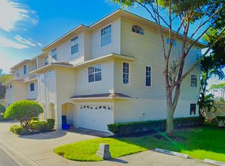 8248 Eagles Park Dr N, Saint Petersburg, FL 33709